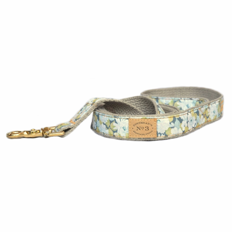 Magnolia Collar