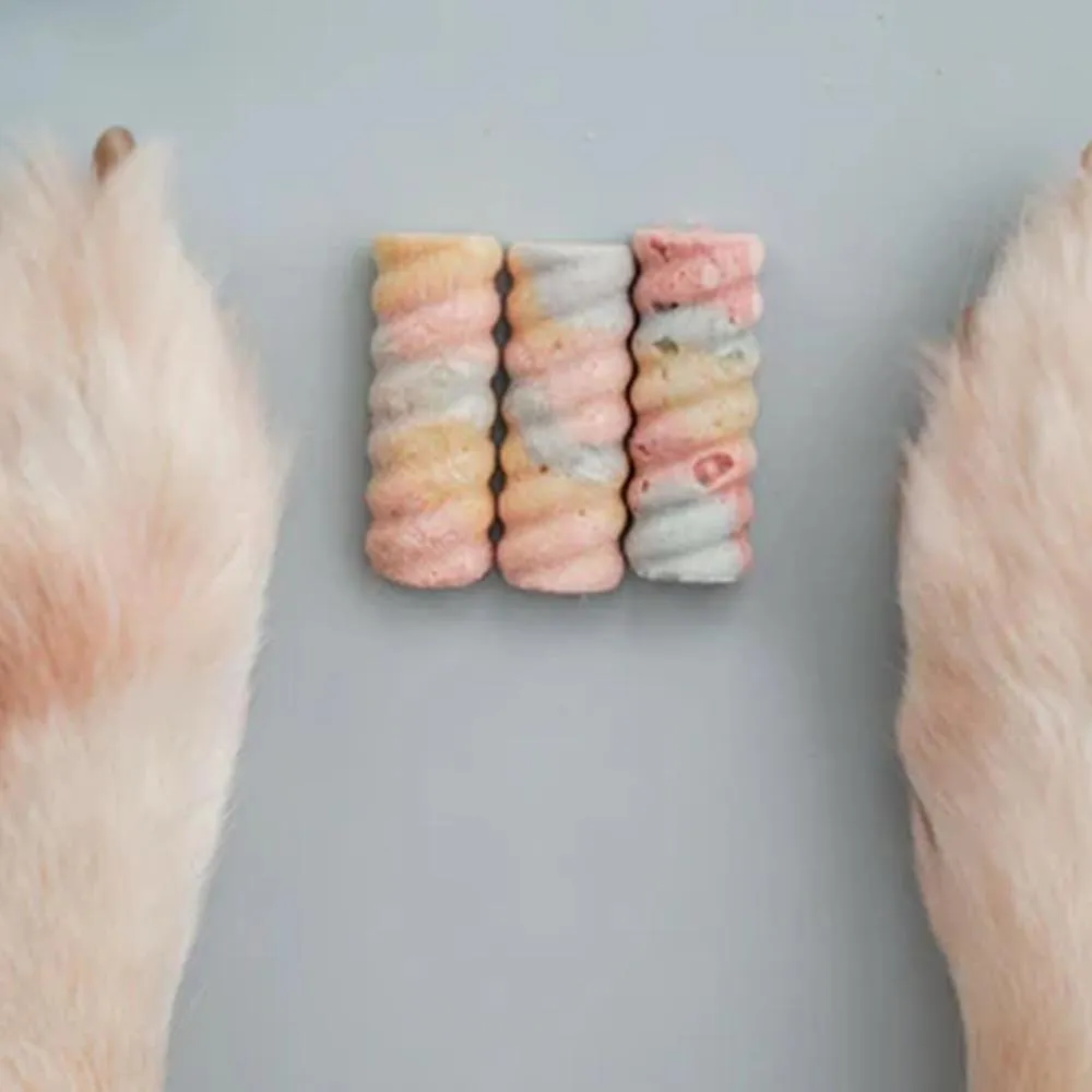 Marshmallow Swirl Freeze Dried Treats for Dogs and Cats