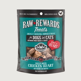 NORTHWEST NATURALS Raw Rewards Chicken Heart Treats for Dogs & Cats